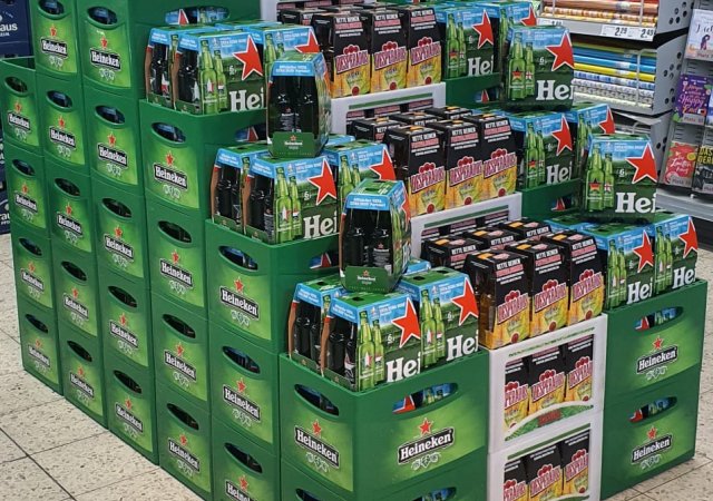 Aussendienst Layout Bierbranche Merchandising Heineken Aufbau